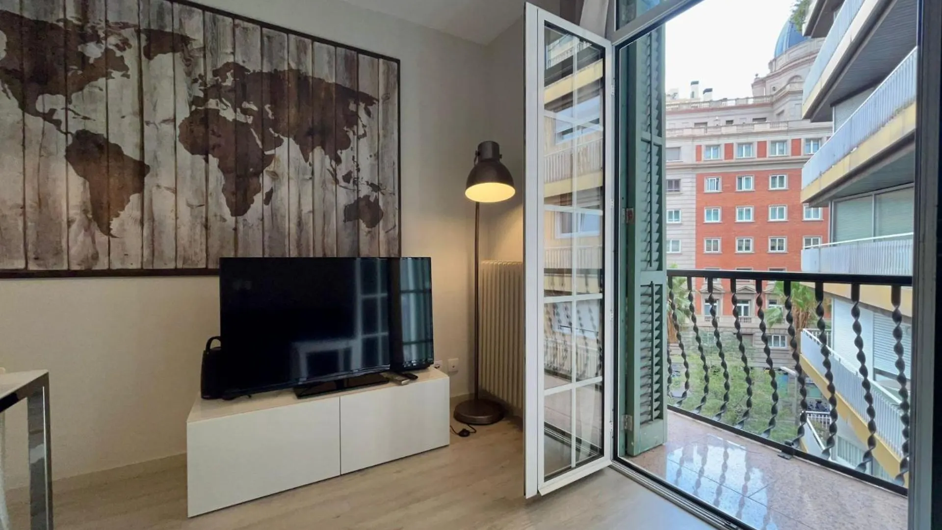 Urban Town Suites IV Barcelona Apartment