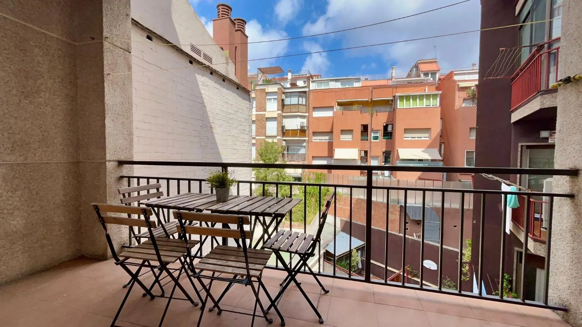 Urban Town Suites IV Apartment