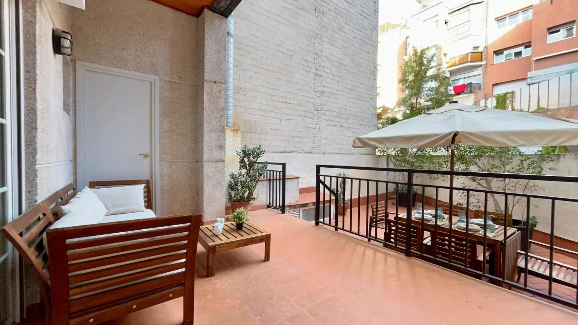 Urban Town Suites IV Apartment