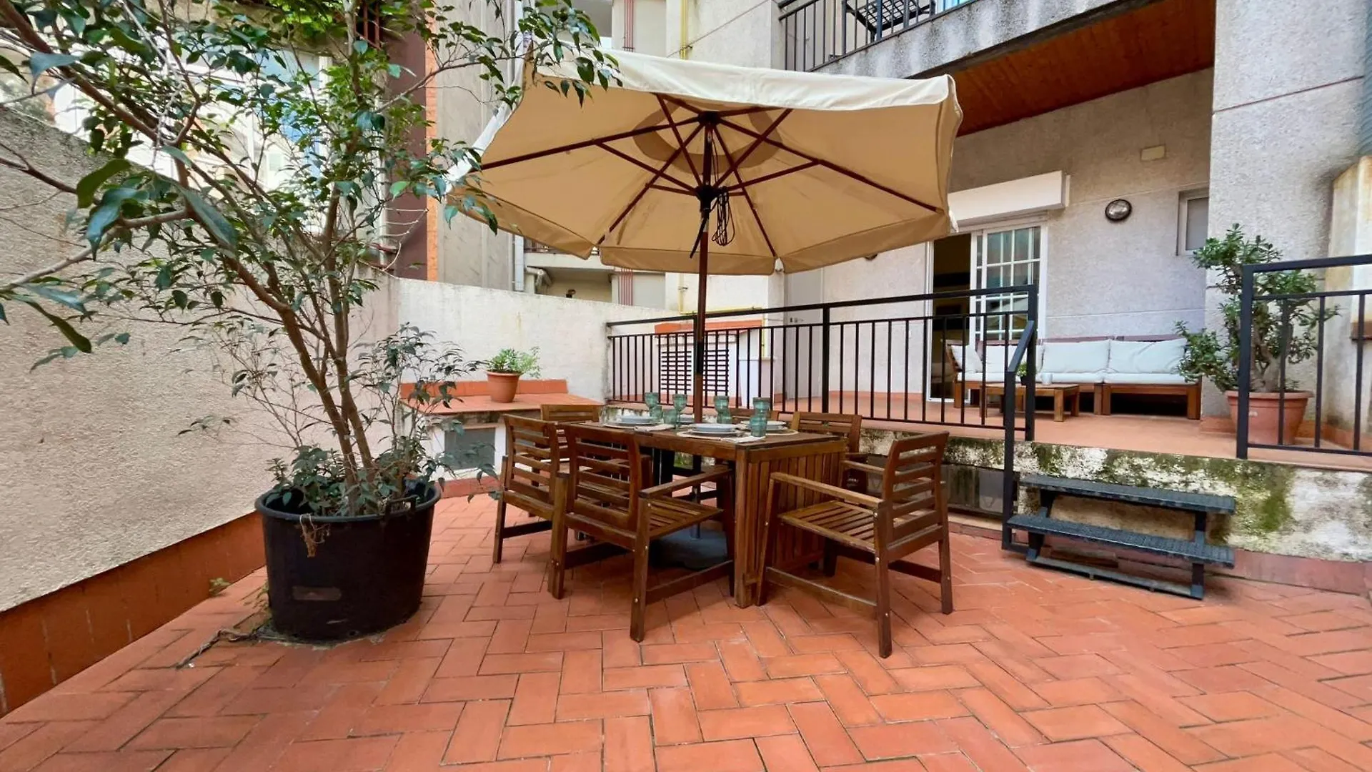 Urban Town Suites IV Barcelona 0*,  Spanien