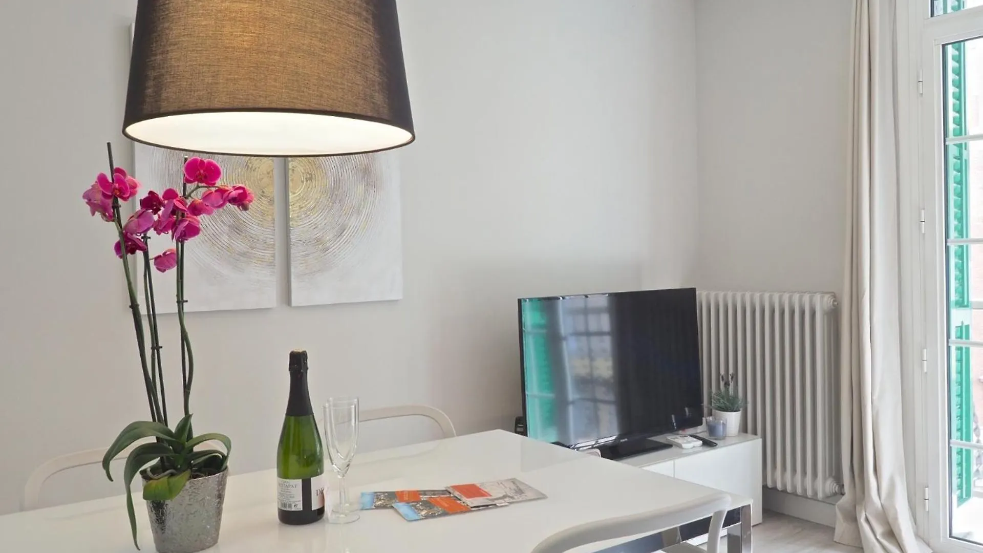 Urban Town Suites IV Spain