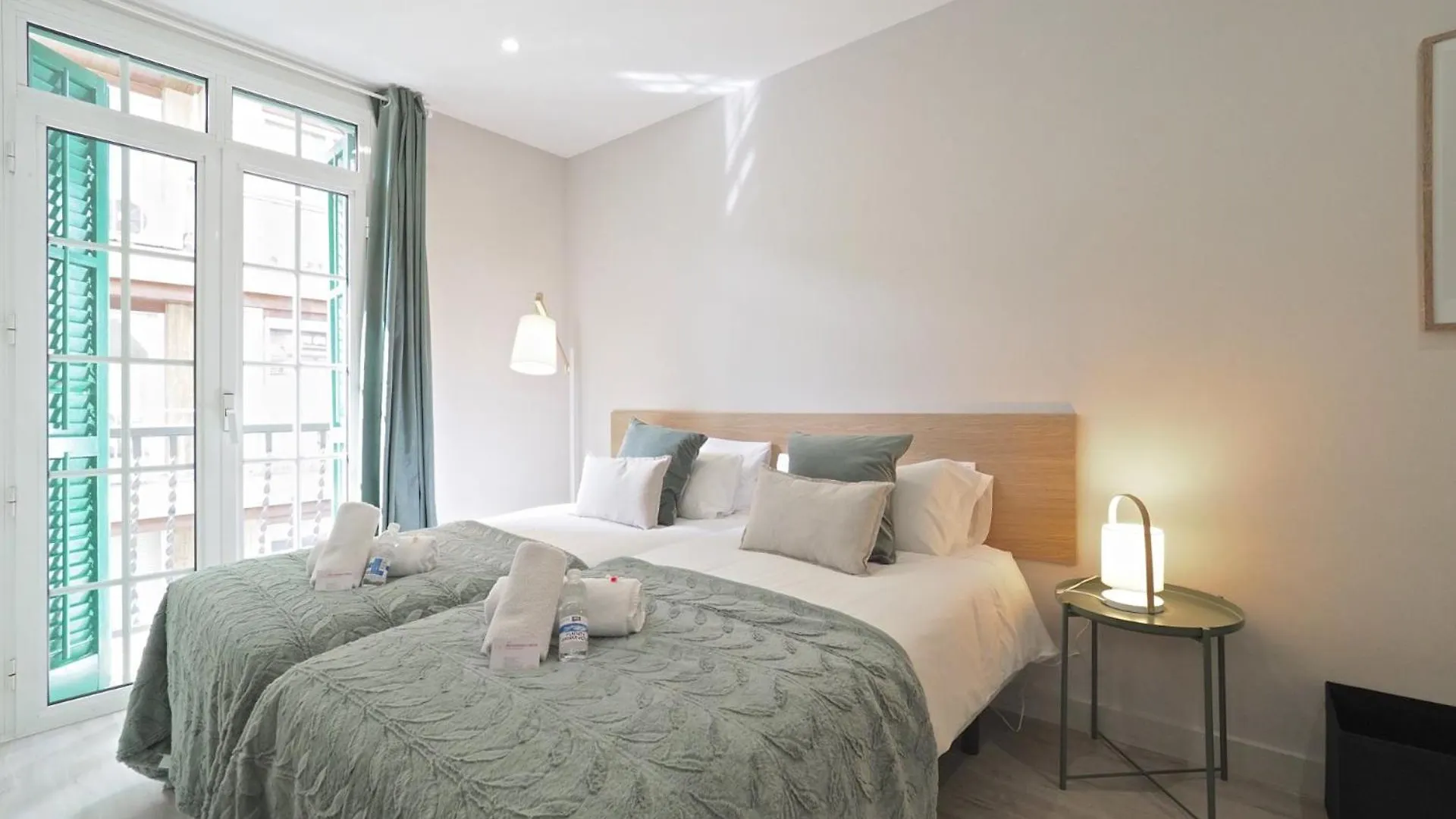 Urban Town Suites IV Apartment