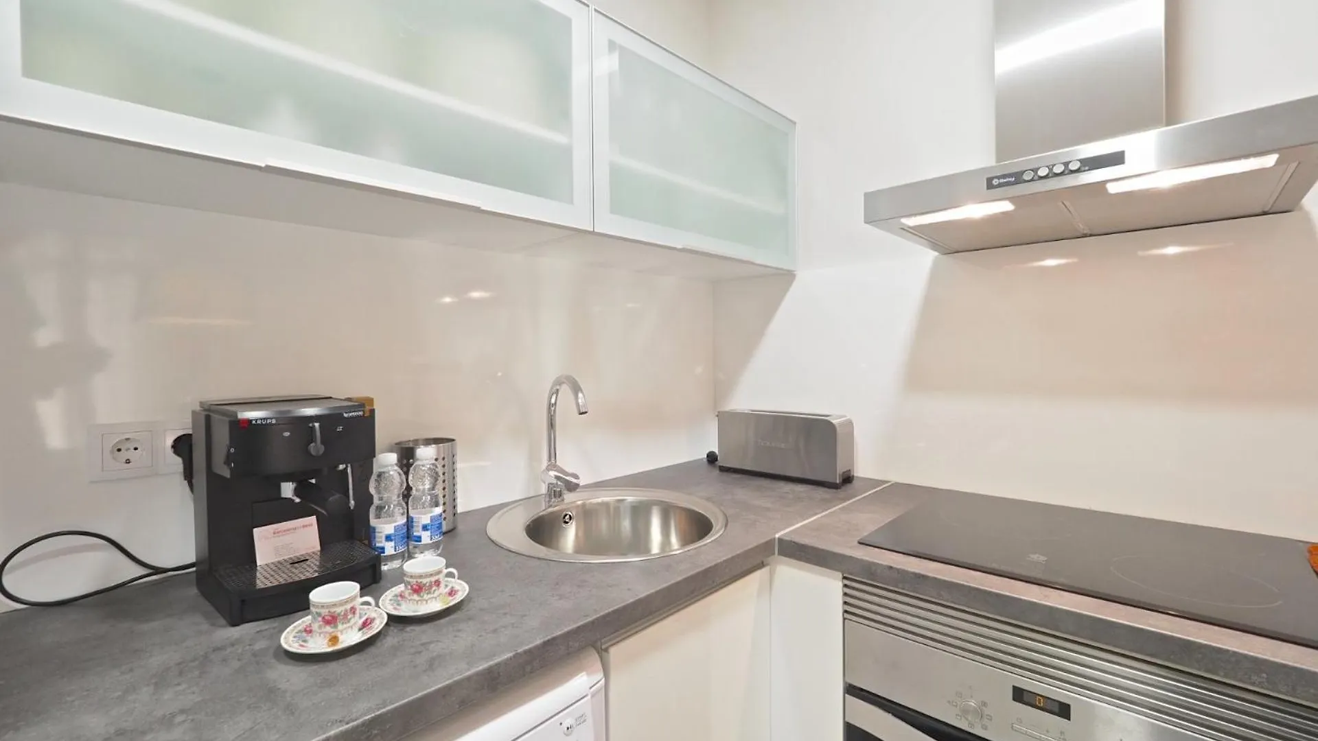Urban Town Suites IV Apartment Barcelona