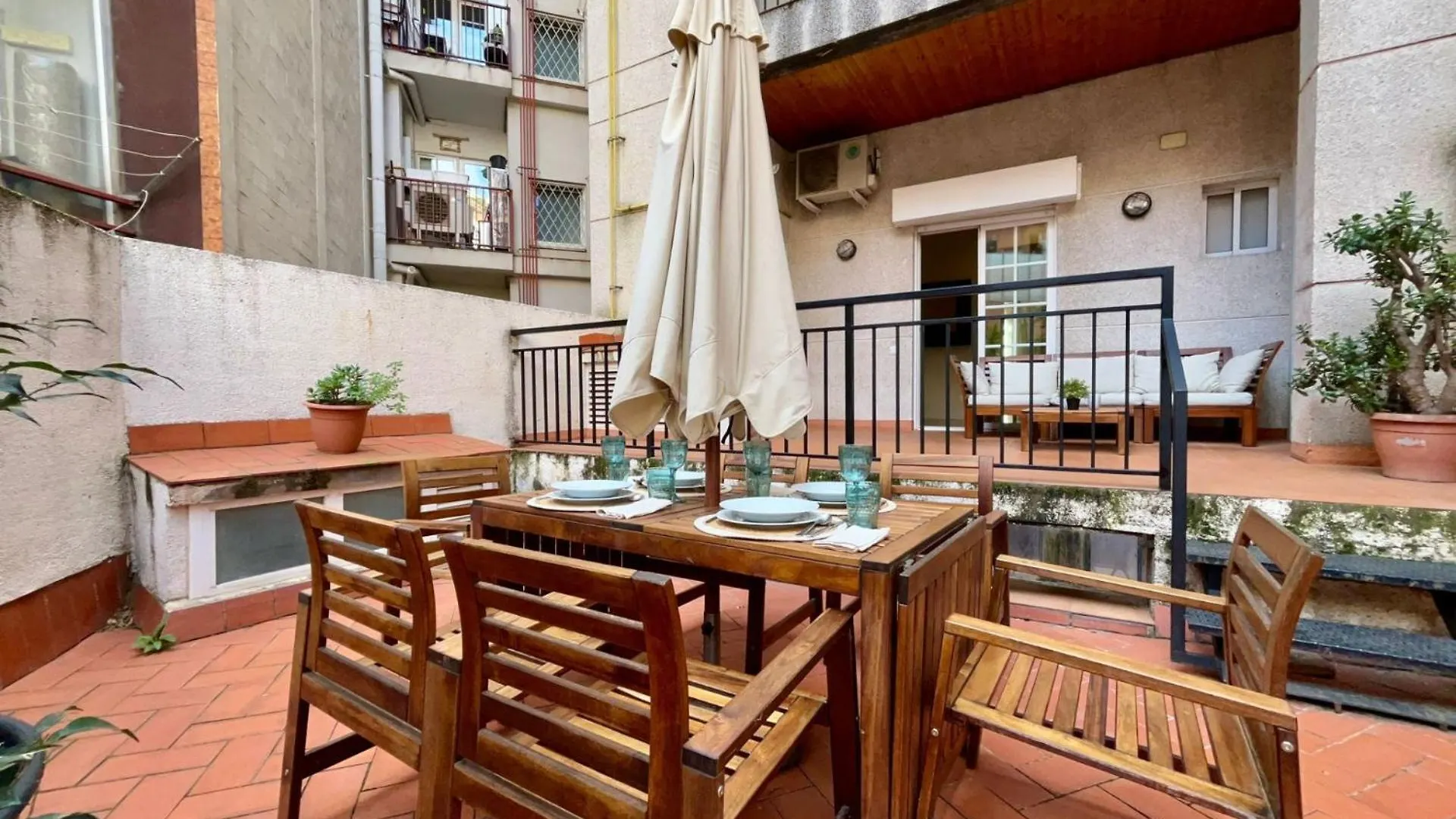 Apartment Urban Town Suites IV
