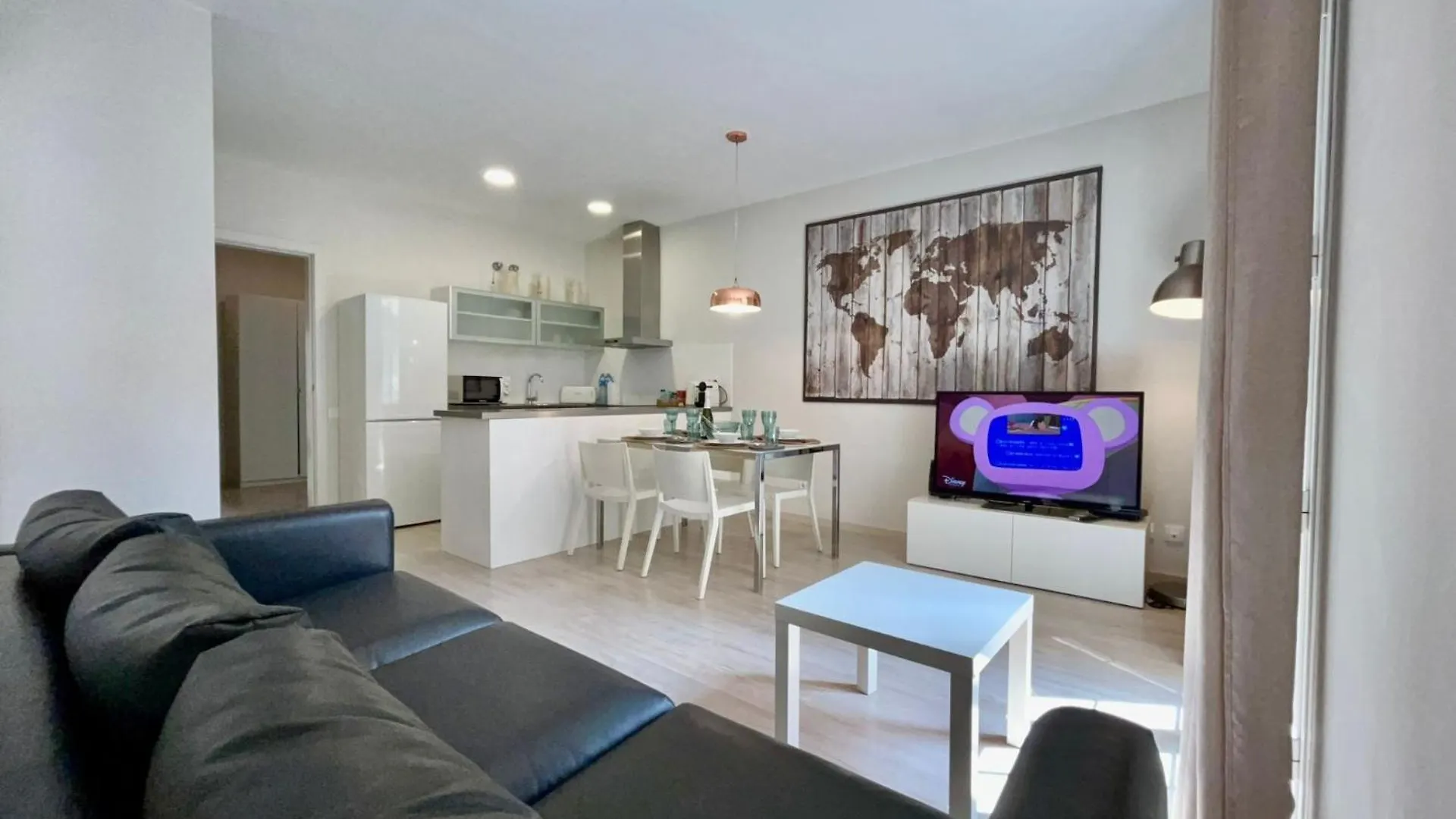 Urban Town Suites IV Spain