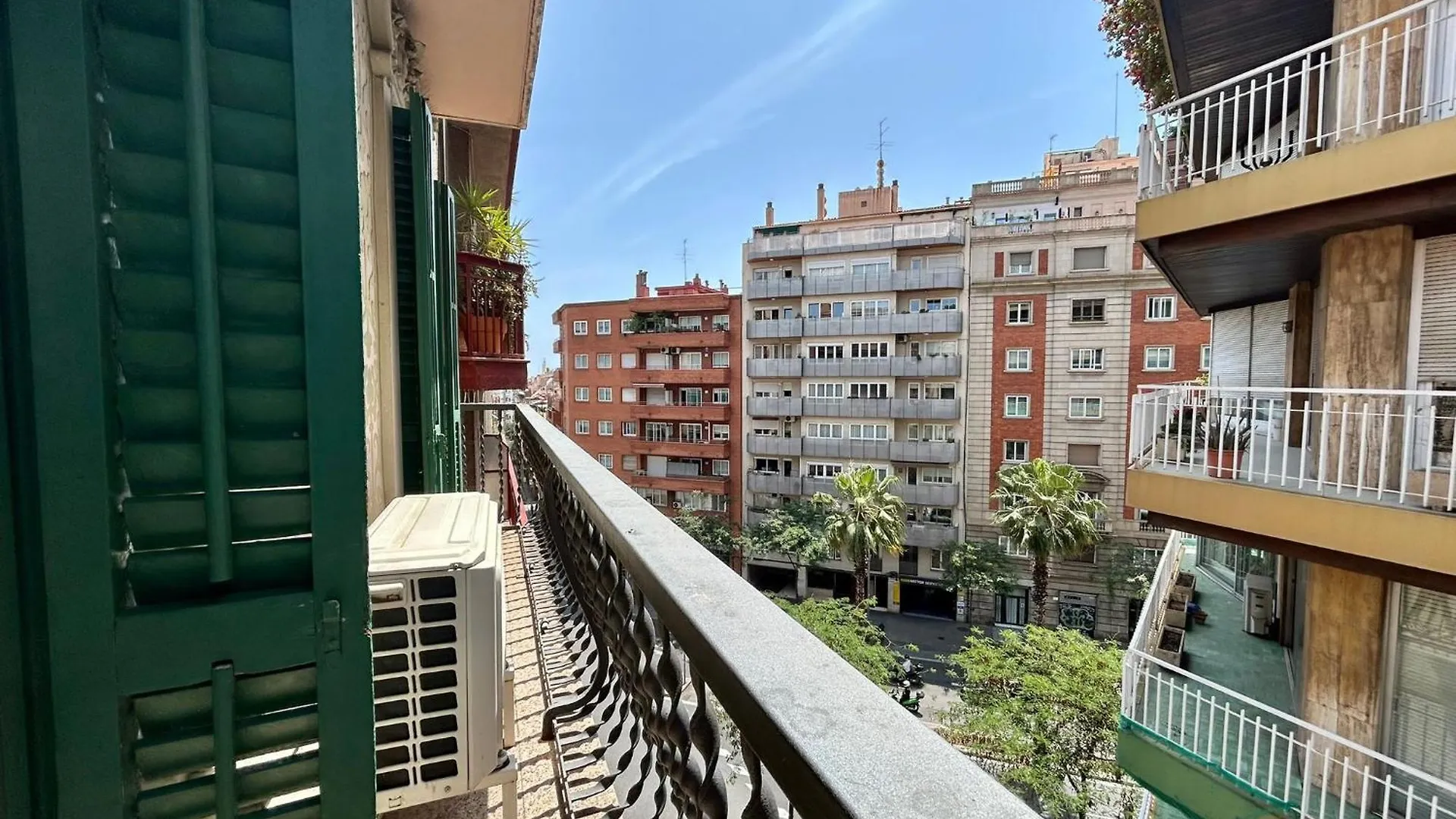 Apartment Urban Town Suites IV